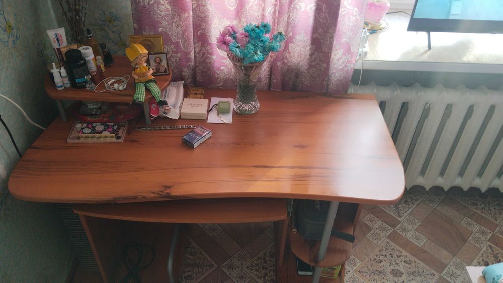 Компьютерный стол
