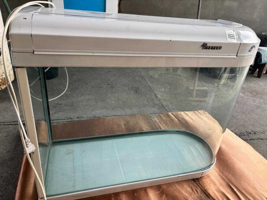 Продам аквариум на 140 литров