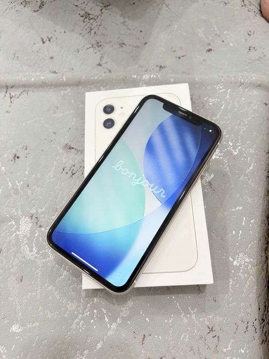 Продам Iphone 11
