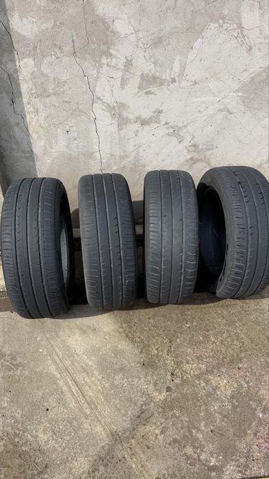 Шины 215/55/17 Yokohama