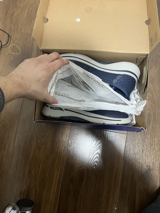 Мужская обувь skechers