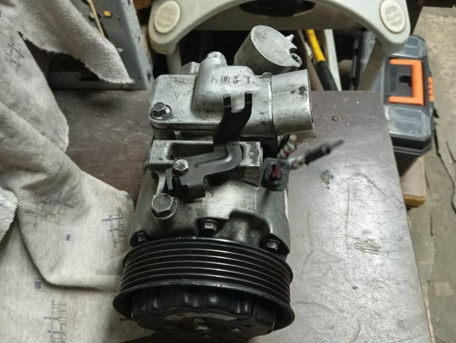 Компресор за климатик на Шкода, VW, Seat 140 лева