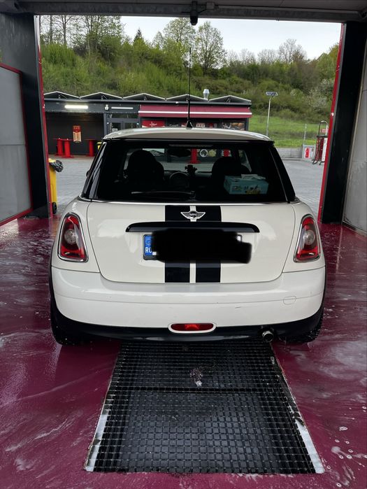 Mini Cooper 1.4 Benzina, Automat, 2009 – gata de drum!