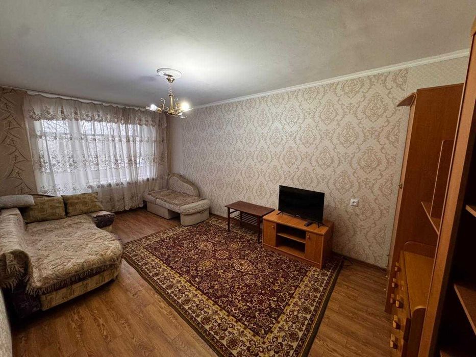 Сдам 2 комнатную квартиру.Центр.Рахмет.4/5