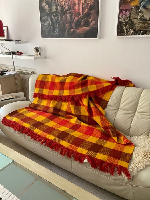 Плед шерстяной, продаю.