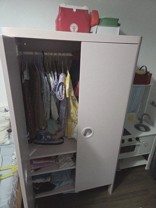 Dulap haine copii Ikea