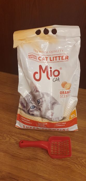 Аксесоари за котка/малко куче-легло, затворена тоалетна, купички и др.