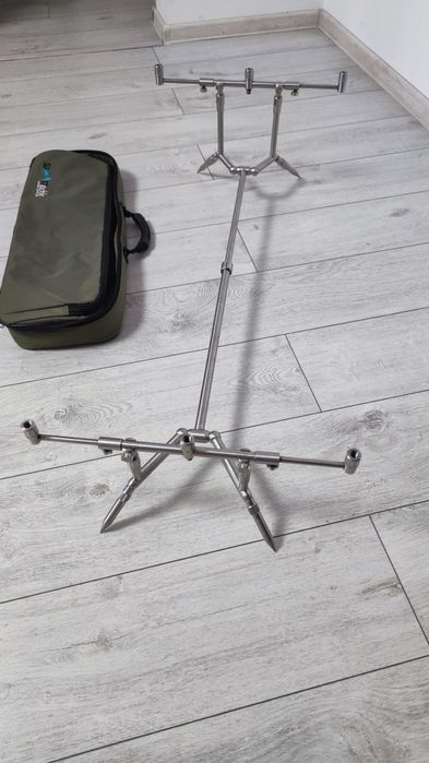 Vând rod pod tackle summit