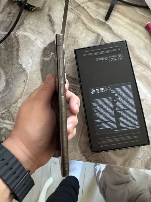 Продам samsung S24 Ultra