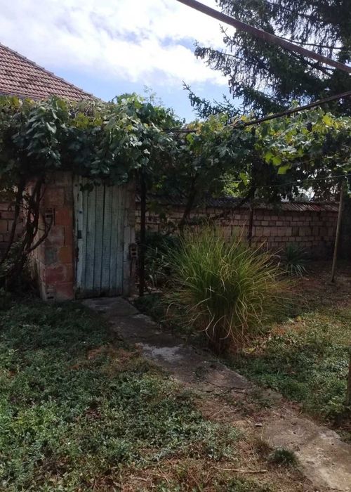 Продава се Къща в Долна Оряховица - 100 кв.м за 767 €/кв.м - Снимка #1