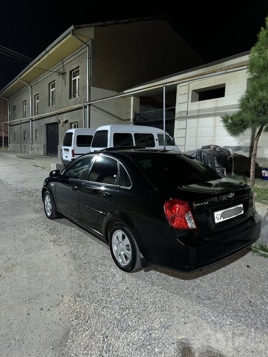 Lasetti jentra 2021 qora sotiladi