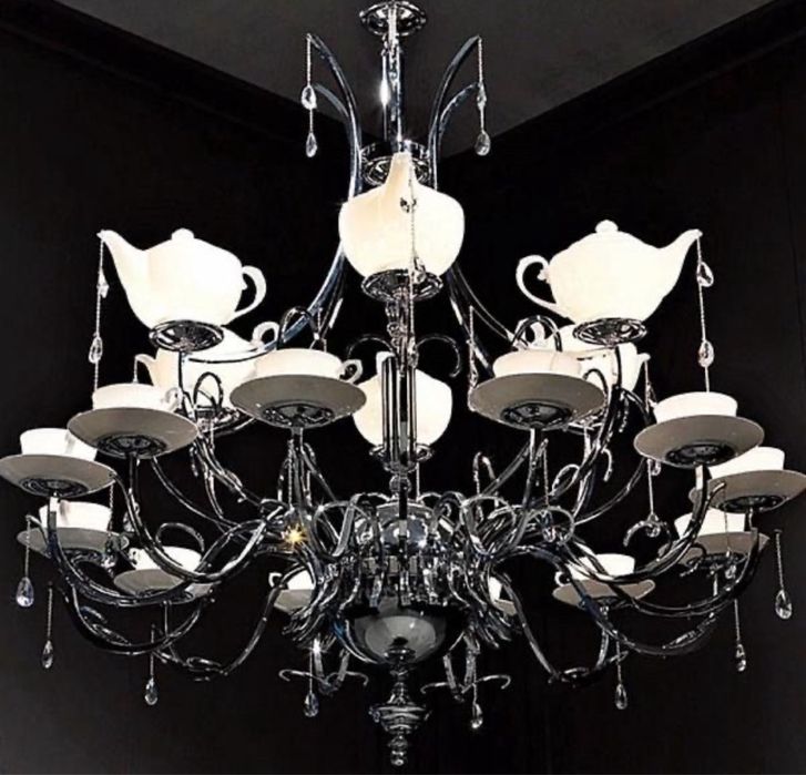 Новая люстра с чайниками