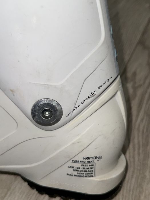 Дамски ски обувки rossignol и nordica 24