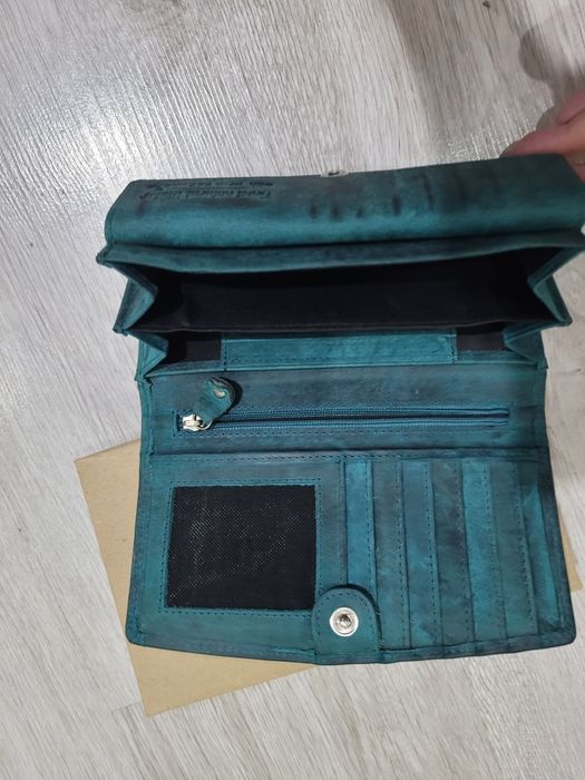 Портмоне естествен велур