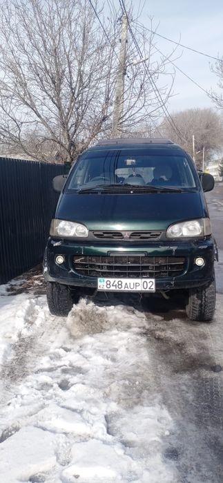 Продам делику бензиновую