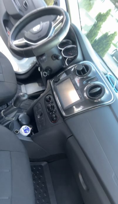 Dacia Logan 2017 / 0.9 / GPL