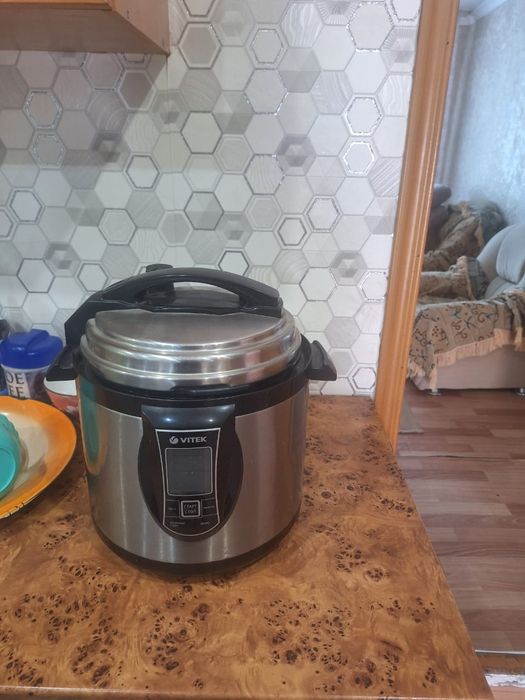 Мультиварка  за 6000