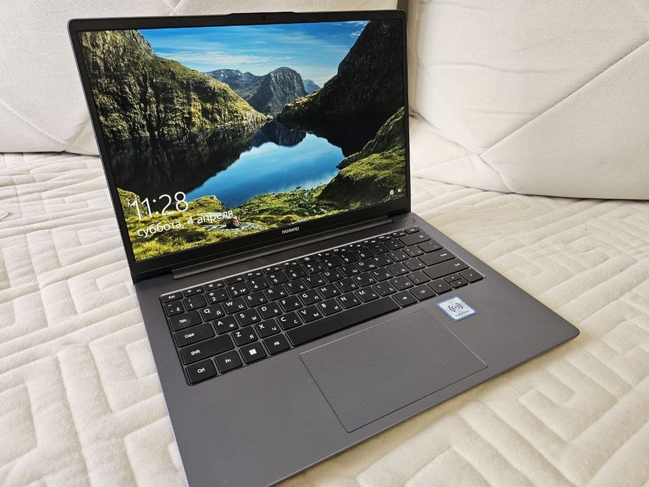 Ноутбук Huawei MateBook D14