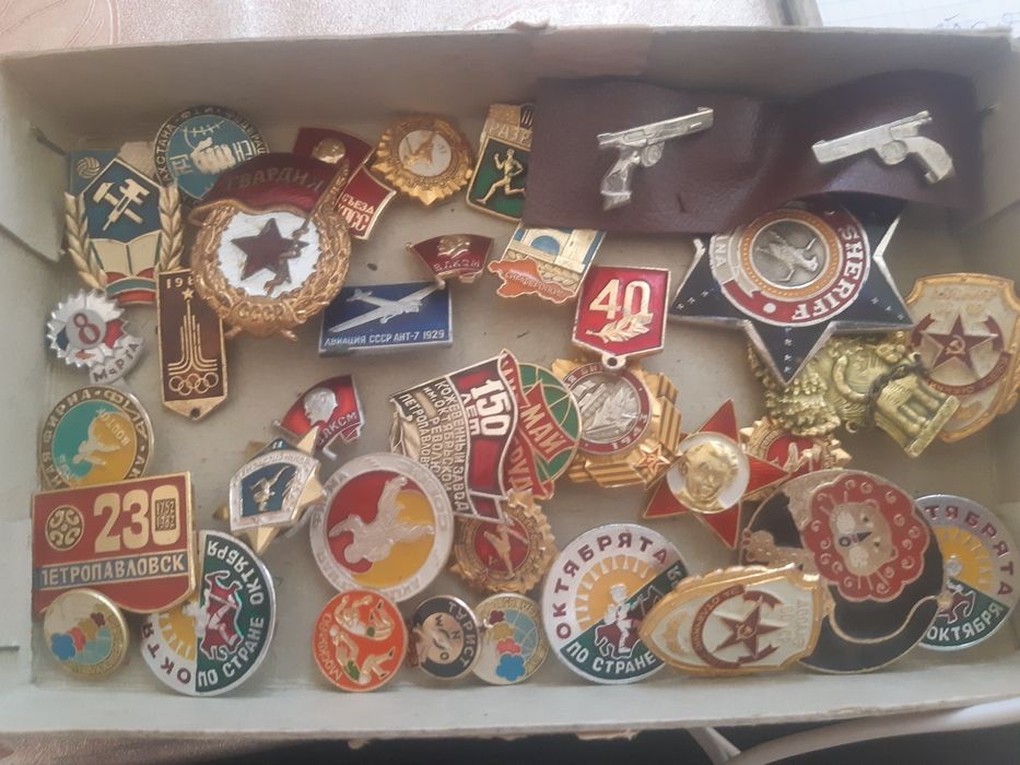 Продам значок производства СССР