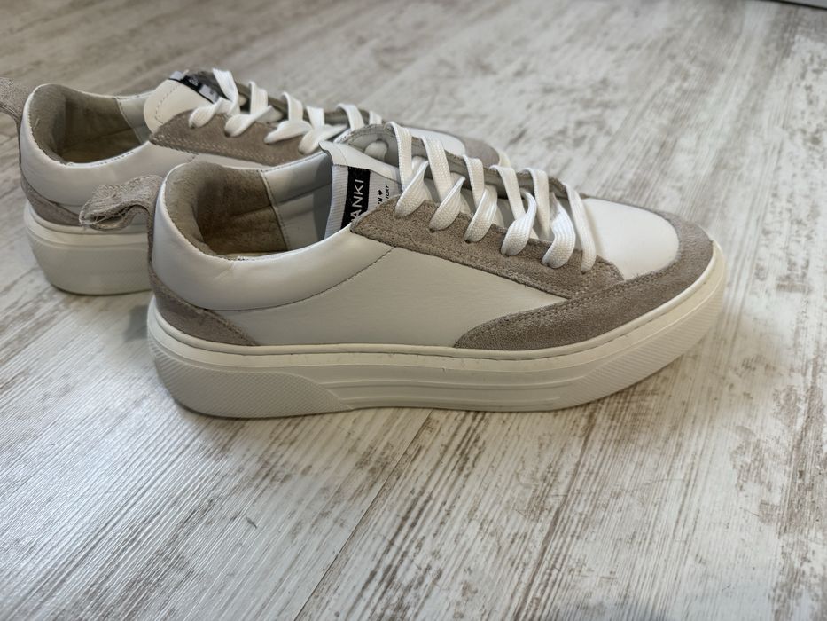 Бели кецове Bianki