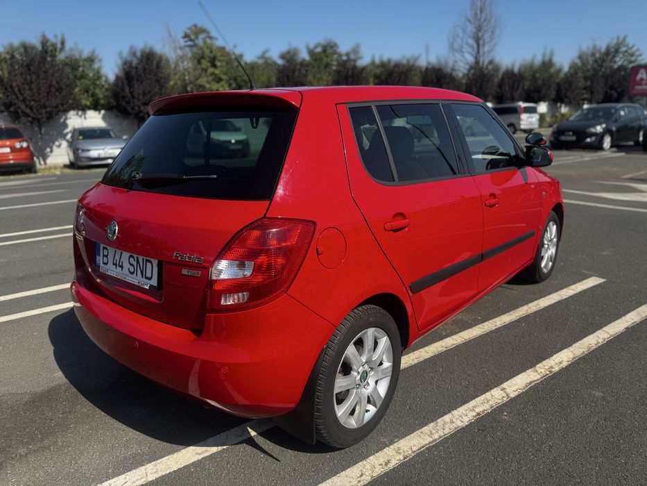 SKODA Fabia 2012 — imagine 2