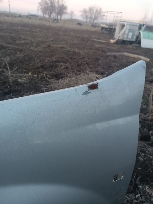 Два крыла левых на лада Ларгус 2017 год