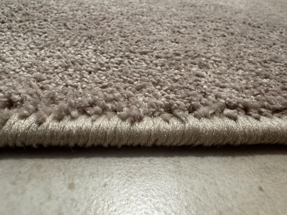 Covor de vânzare nou nouț