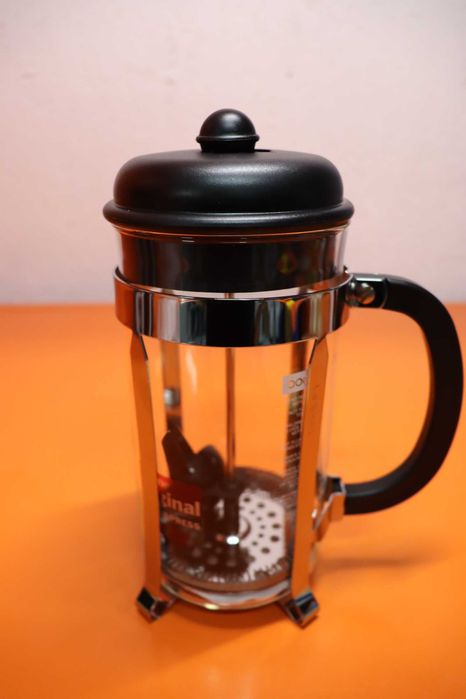 Френска преса за кафе Bodum с дефект