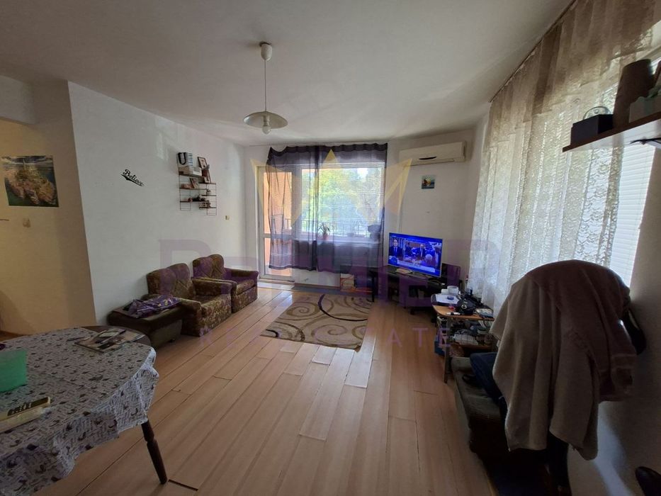 Продава се Двустаен апартамент в Варна, Базар Левски - 84 кв.м за 2191 €/кв.м - Снимка #1