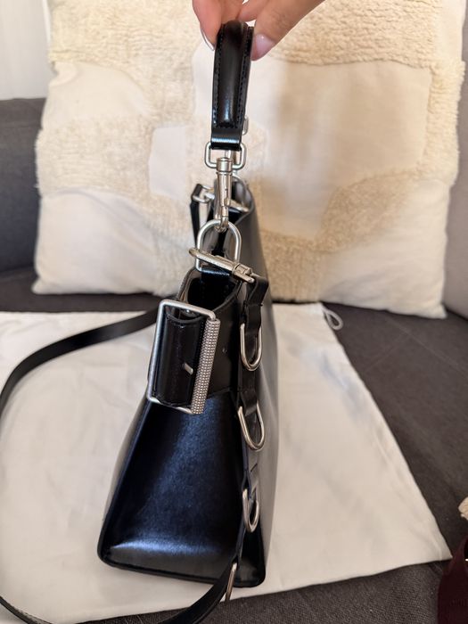 Charles & Keith чанта