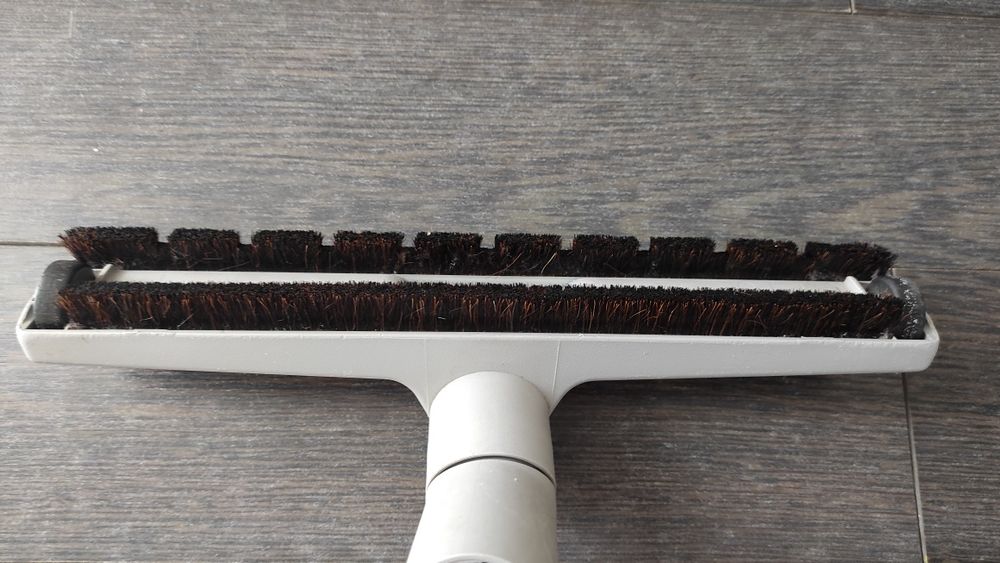 Perie originala de aspirator Bosch  speciala pentru parchet /supra
