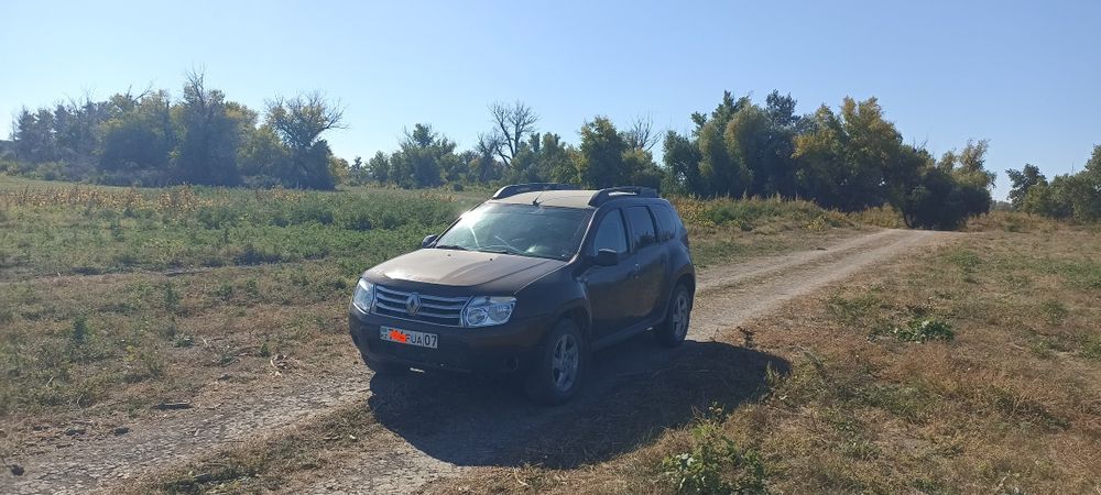 Продам автомобиль Renault Duster
