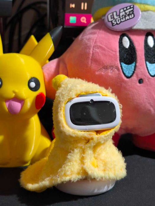 Робот-питомец AIBI на базе ChatGPT с аксессуарами