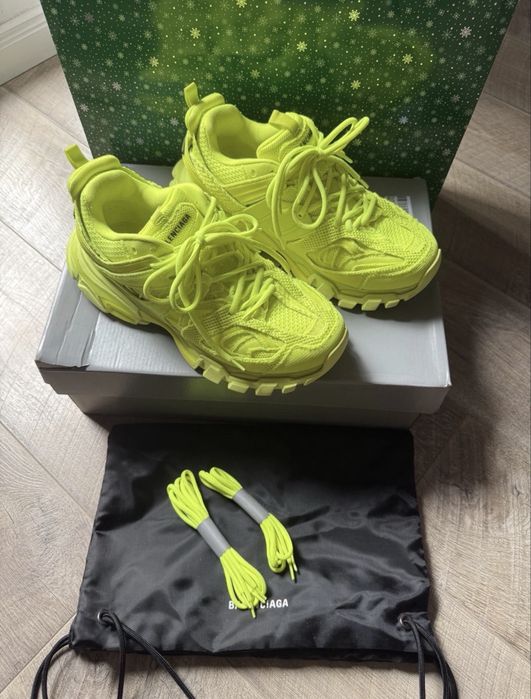Balenciaga track neon green us 9