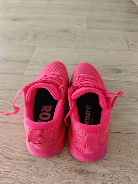 Беговые кроссовки Найк