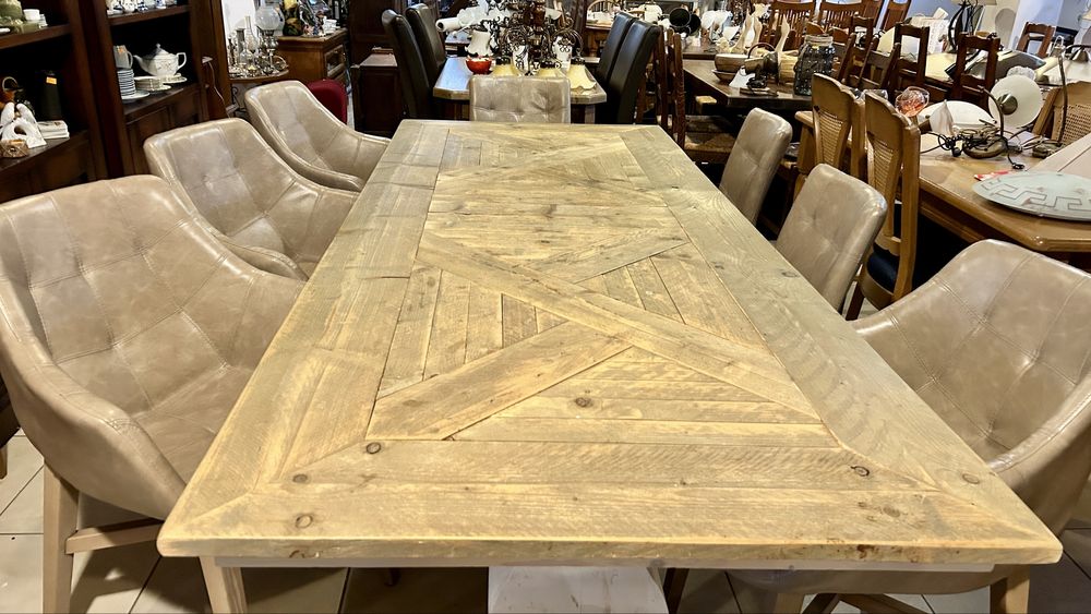 Луксозен трапезен комплект – 250×100 см + 8 кожени стола