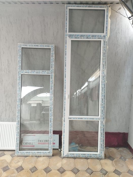 Продам пластиковую дверь и окна