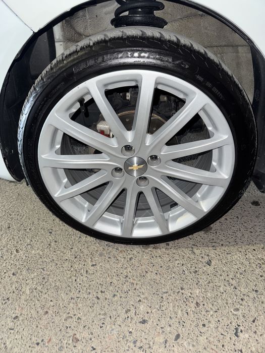 355$ Coblt Diska \ Balon R17 205/40/17 Archa