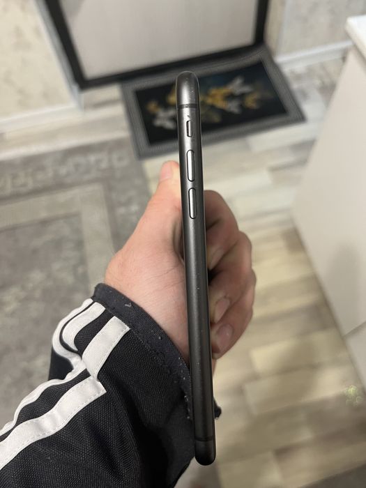 Продам Iphone 11 128гб