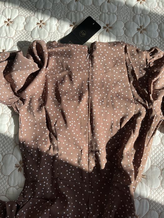 Платье новое 42 размер