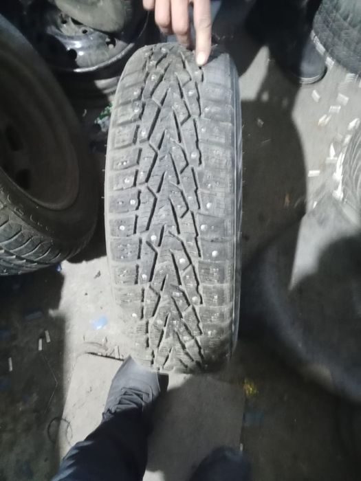 Продам комплекты шин