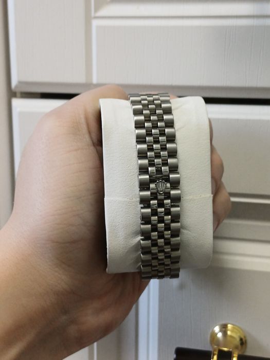 Rolex Datejust, Срочно