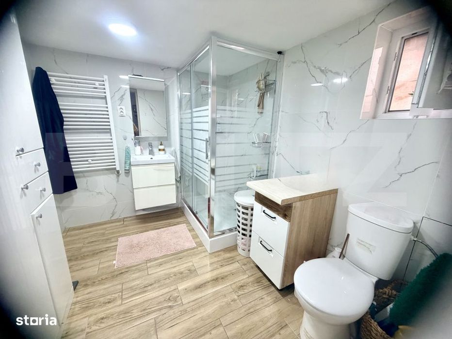 Proprietate cu doua case, 145 mp, anexe si teren 1.300 mp, Paclisa -Al