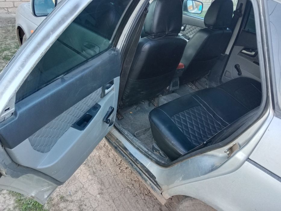Продам приору 2013года хеджбек