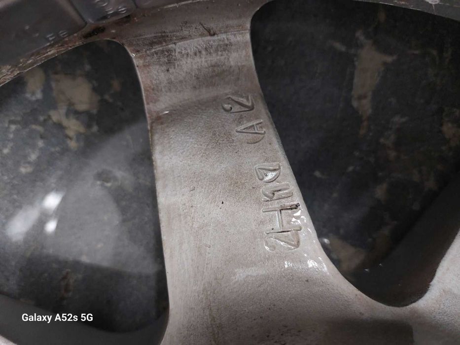 Продавам гуми с джанти