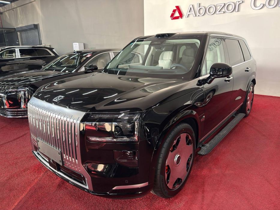 Zeekr 9x черного цвета