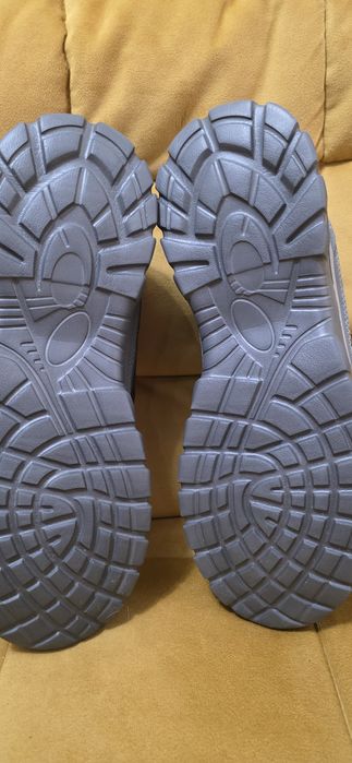 Кросовки мужские 46 размера