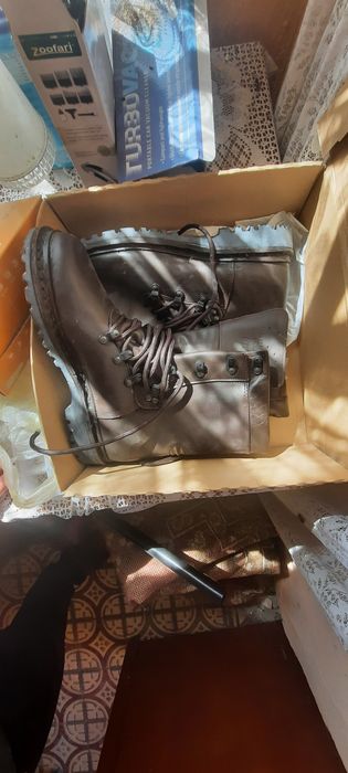 Bocanci,ghete de vanzare