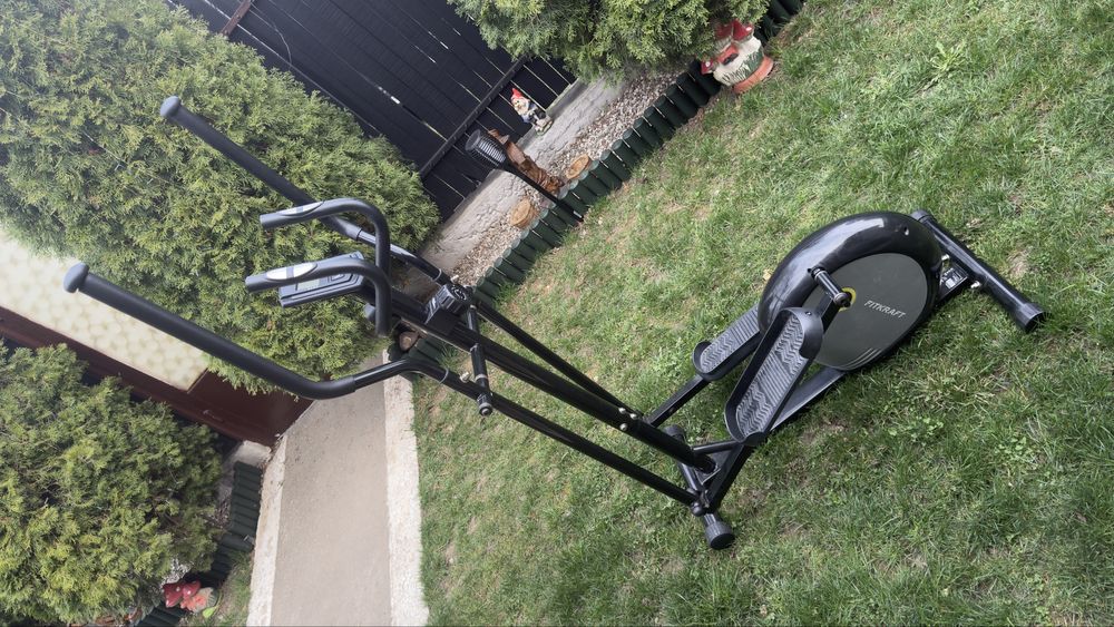 Bicicletă eliptică Fitkraft – stare foarte bună