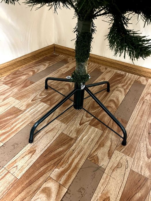 Продается новогодняя елка